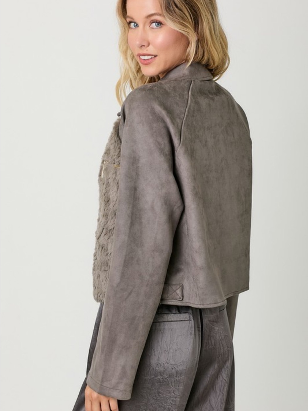 Faux Fur Jacket - Picture 5 of 7
